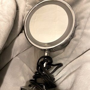 light up mirror